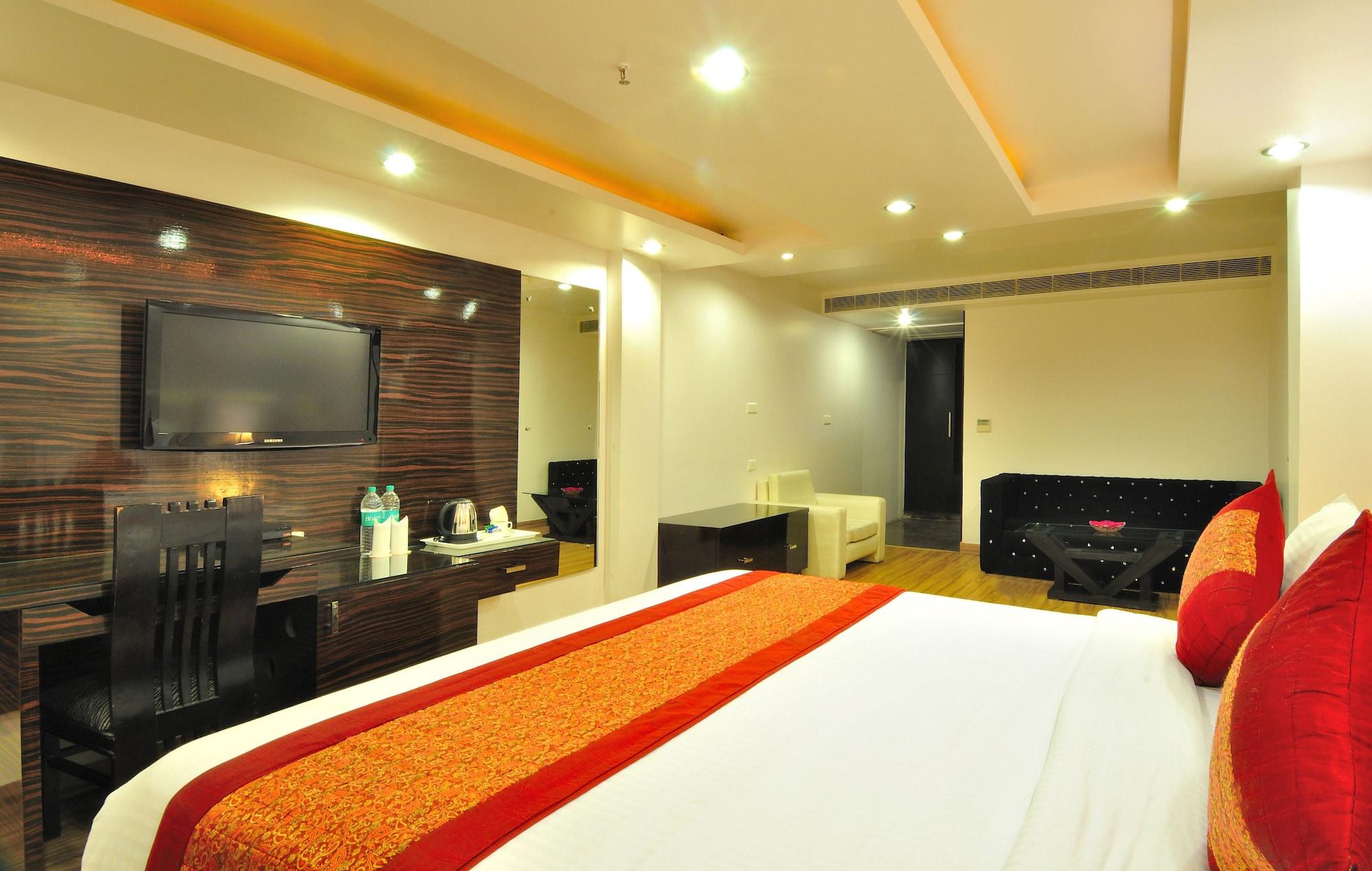 Hotel Elegance Nuova Delhi Esterno foto