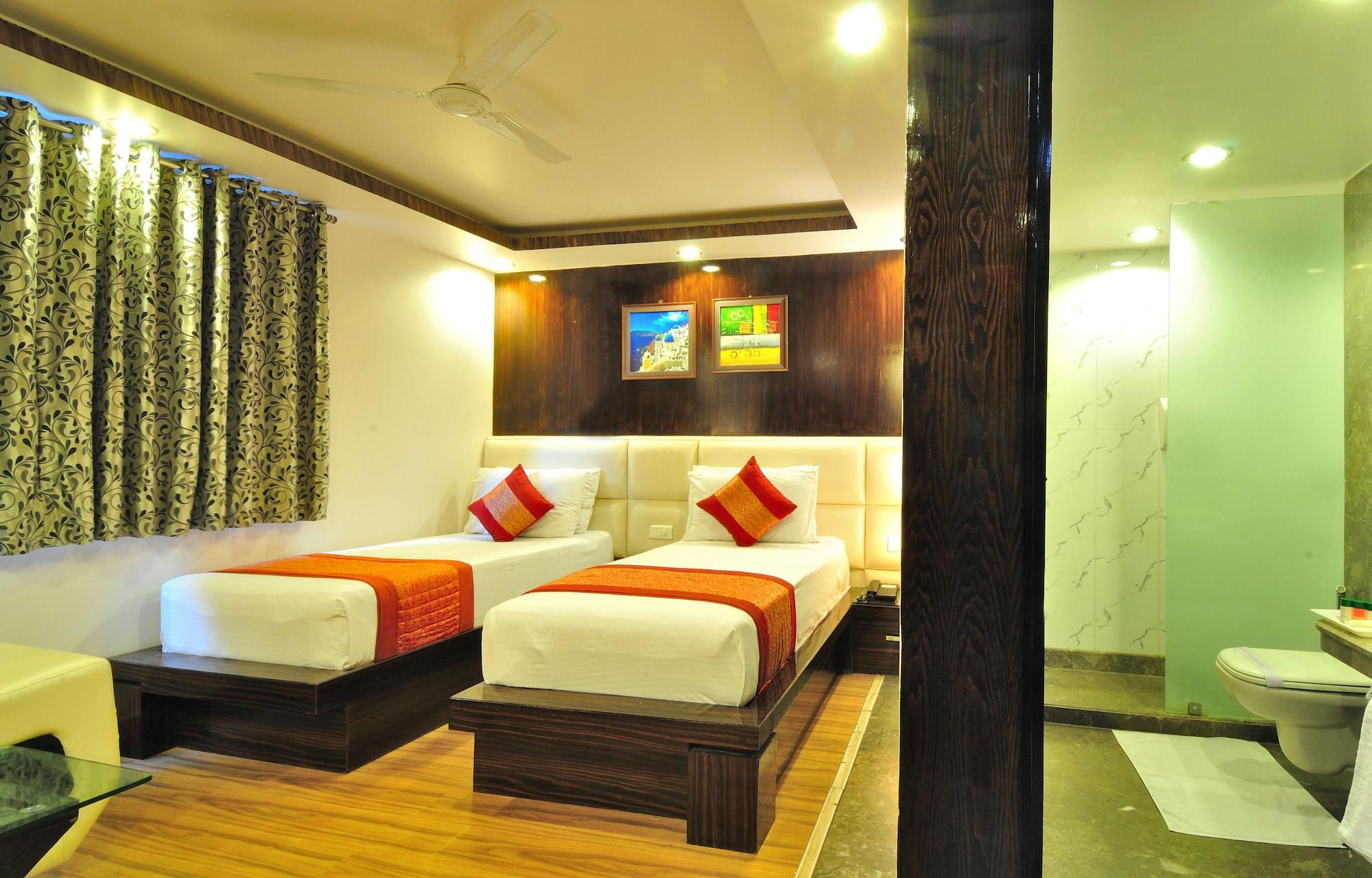 Hotel Elegance Nuova Delhi Esterno foto