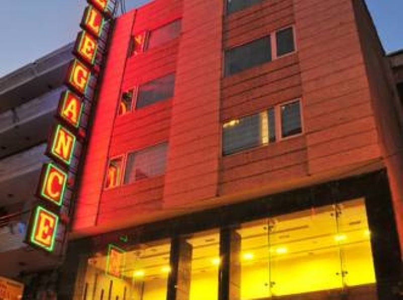 Hotel Elegance Nuova Delhi Esterno foto